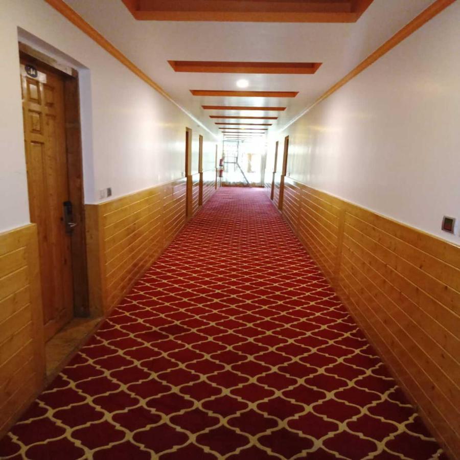 Hotel Sheen ศรีนาการ์ ภายนอก รูปภาพ