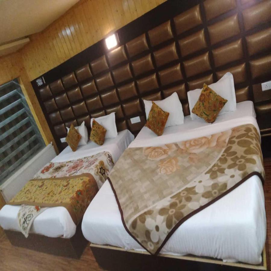Hotel Sheen ศรีนาการ์ ภายนอก รูปภาพ